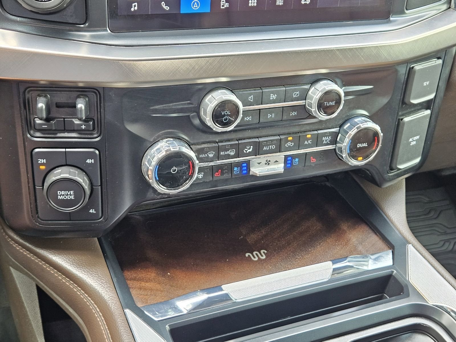2023 Ford F-450 King Ranch