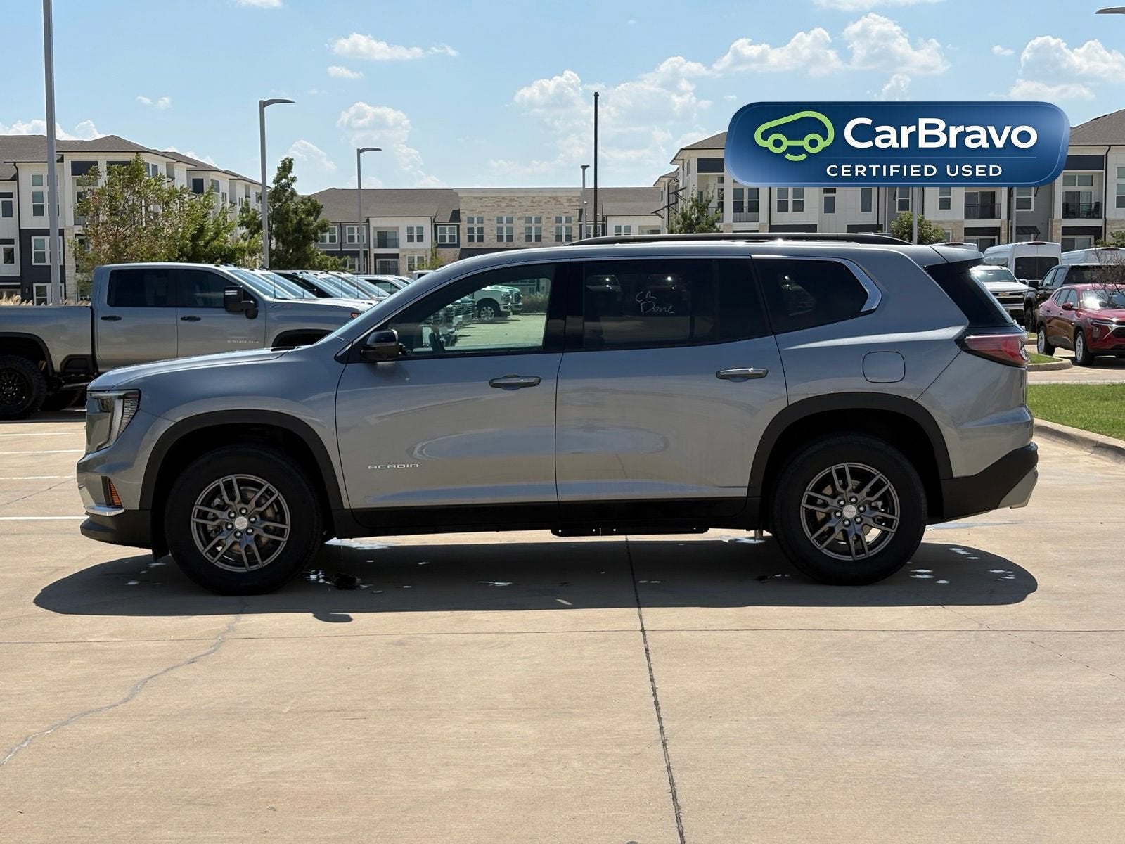 2025 GMC Acadia Elevation