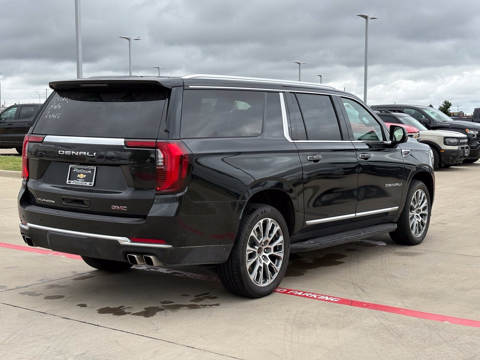 2025 GMC Yukon XL Denali