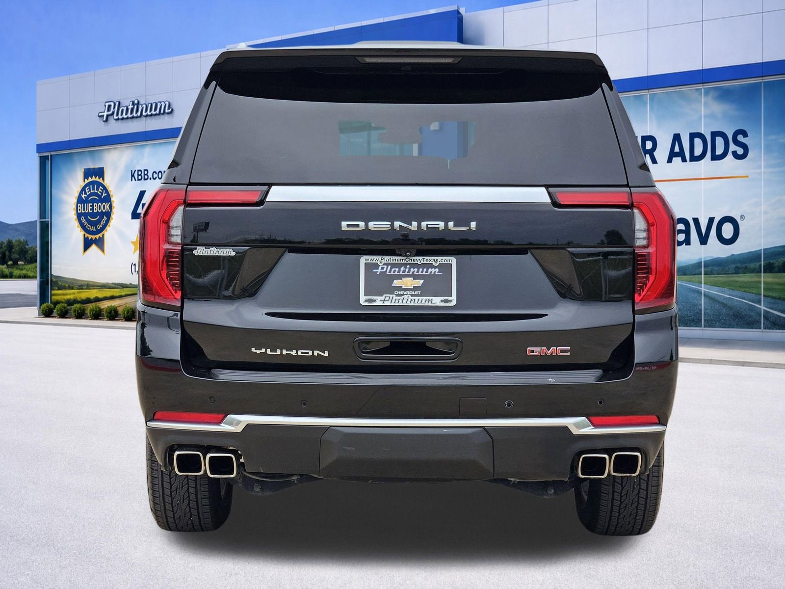 2025 GMC Yukon XL Denali