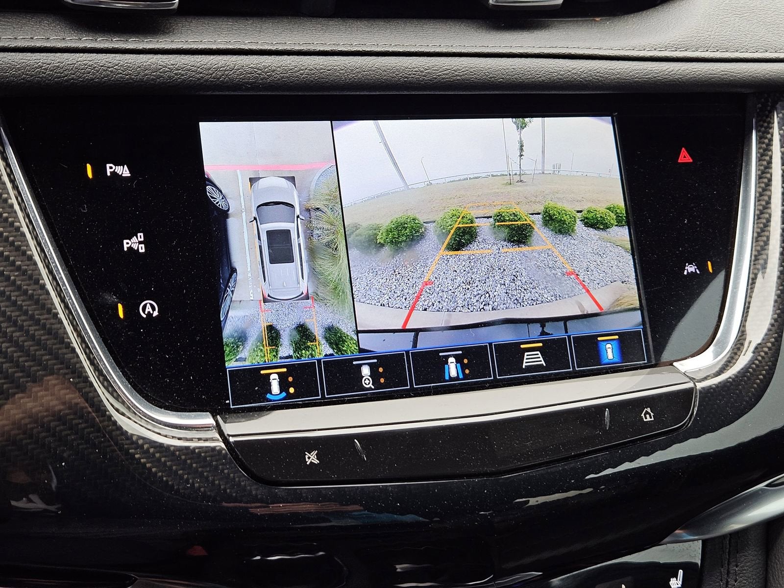 2023 Cadillac XT6 Sport