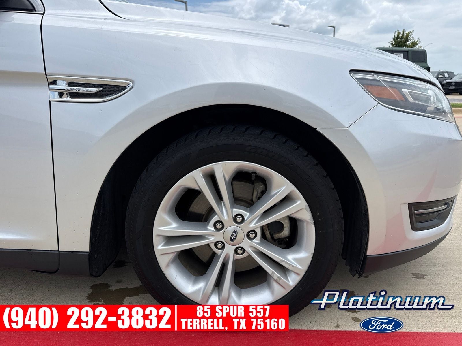 2019 Ford Taurus SEL