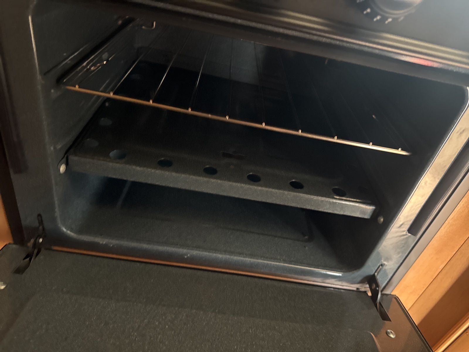 2018 Ford E-450SD Base