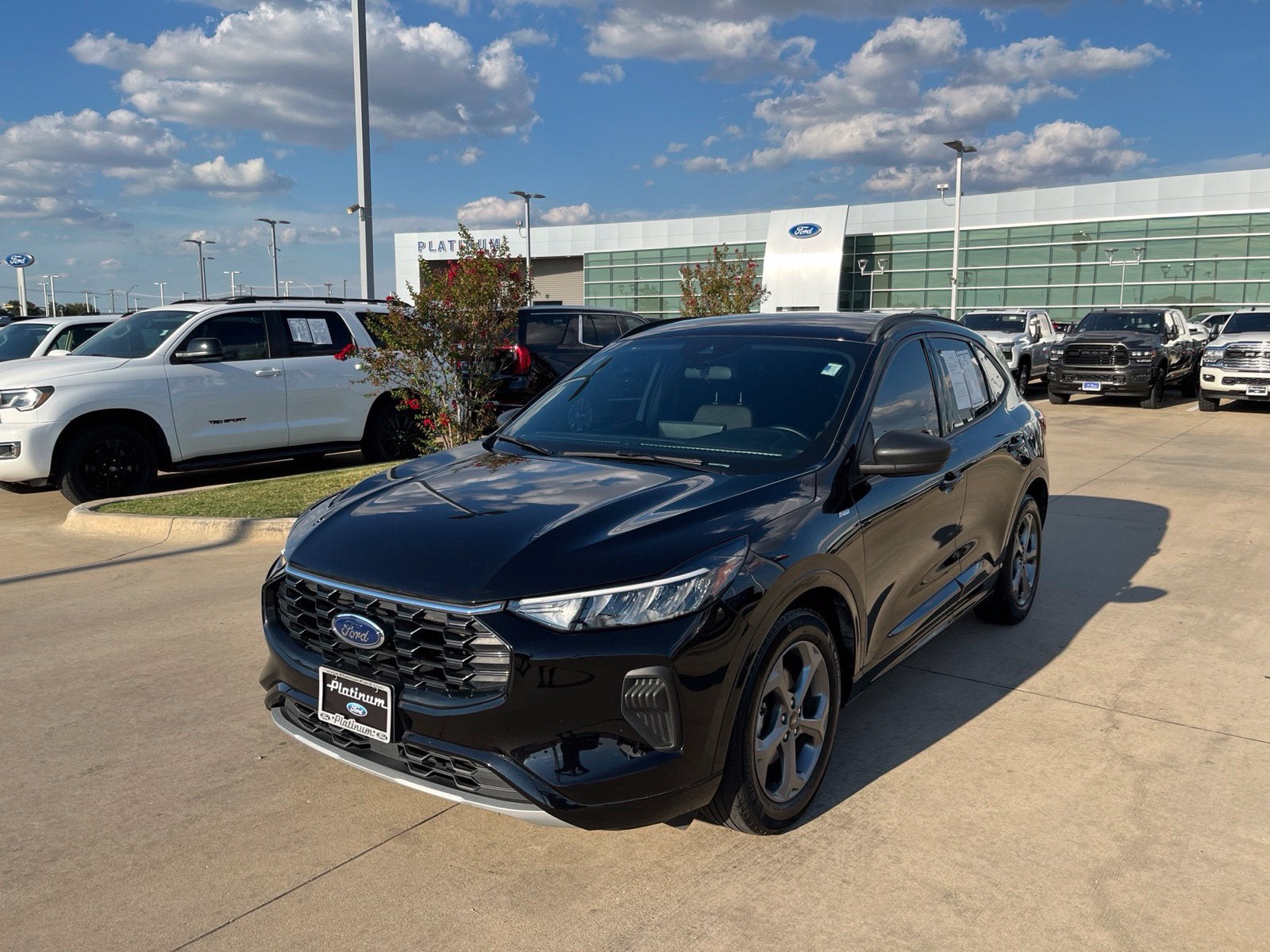 2023 Ford Escape ST-Line
