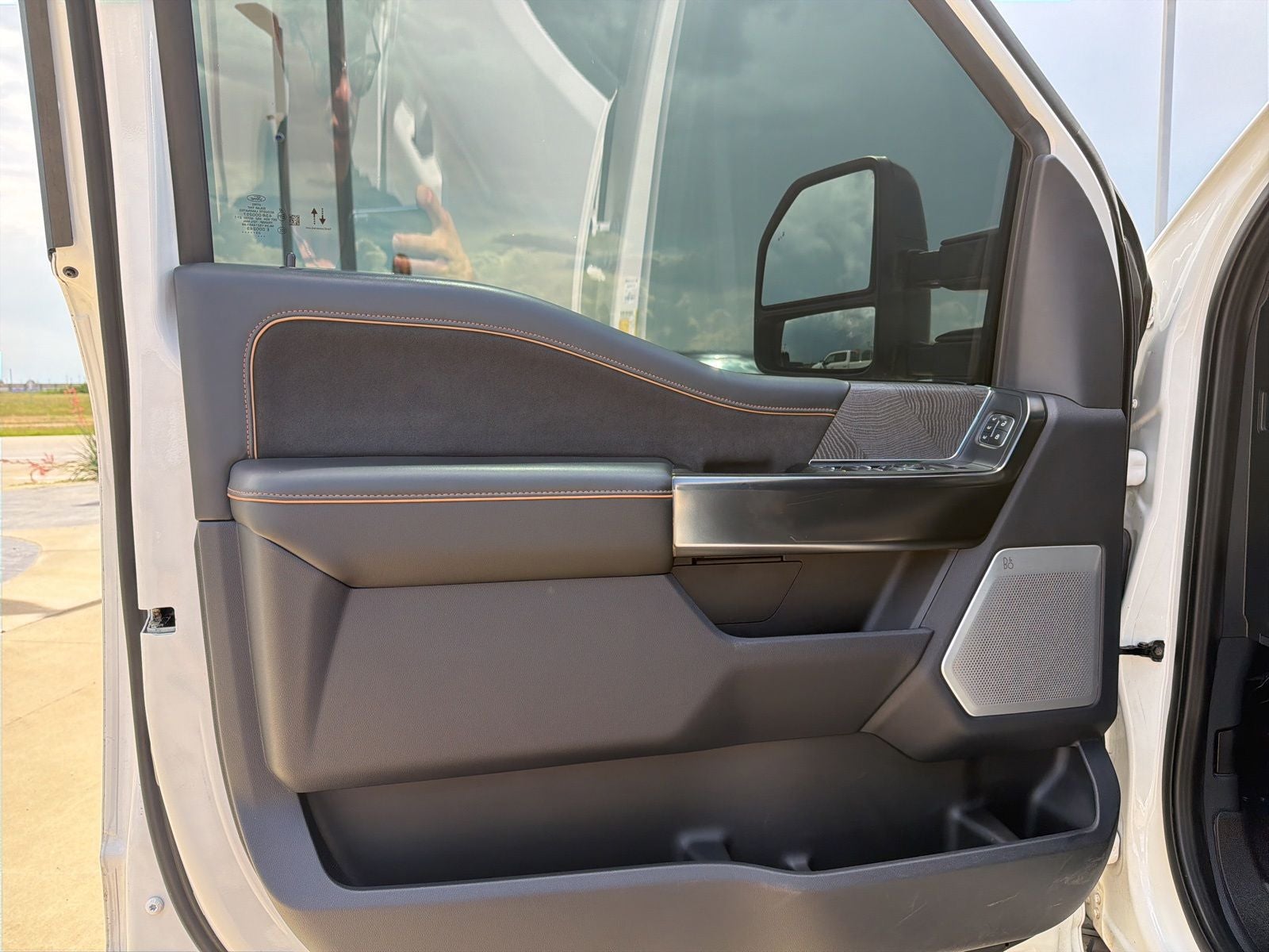 2023 Ford F-250SD Platinum