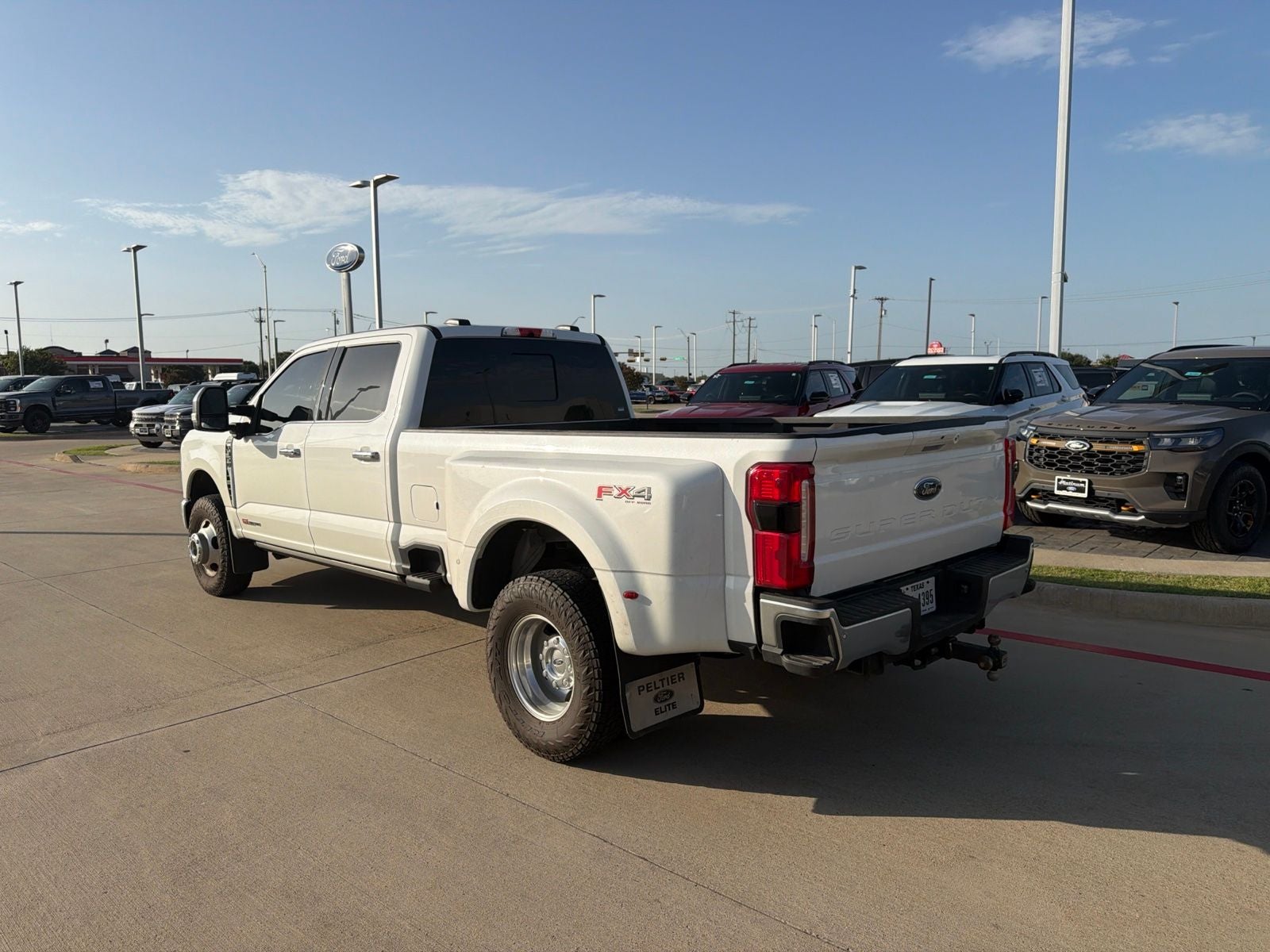 2025 Ford F-350SD Lariat DRW