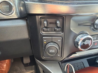 2025 Ford F-350SD Lariat DRW