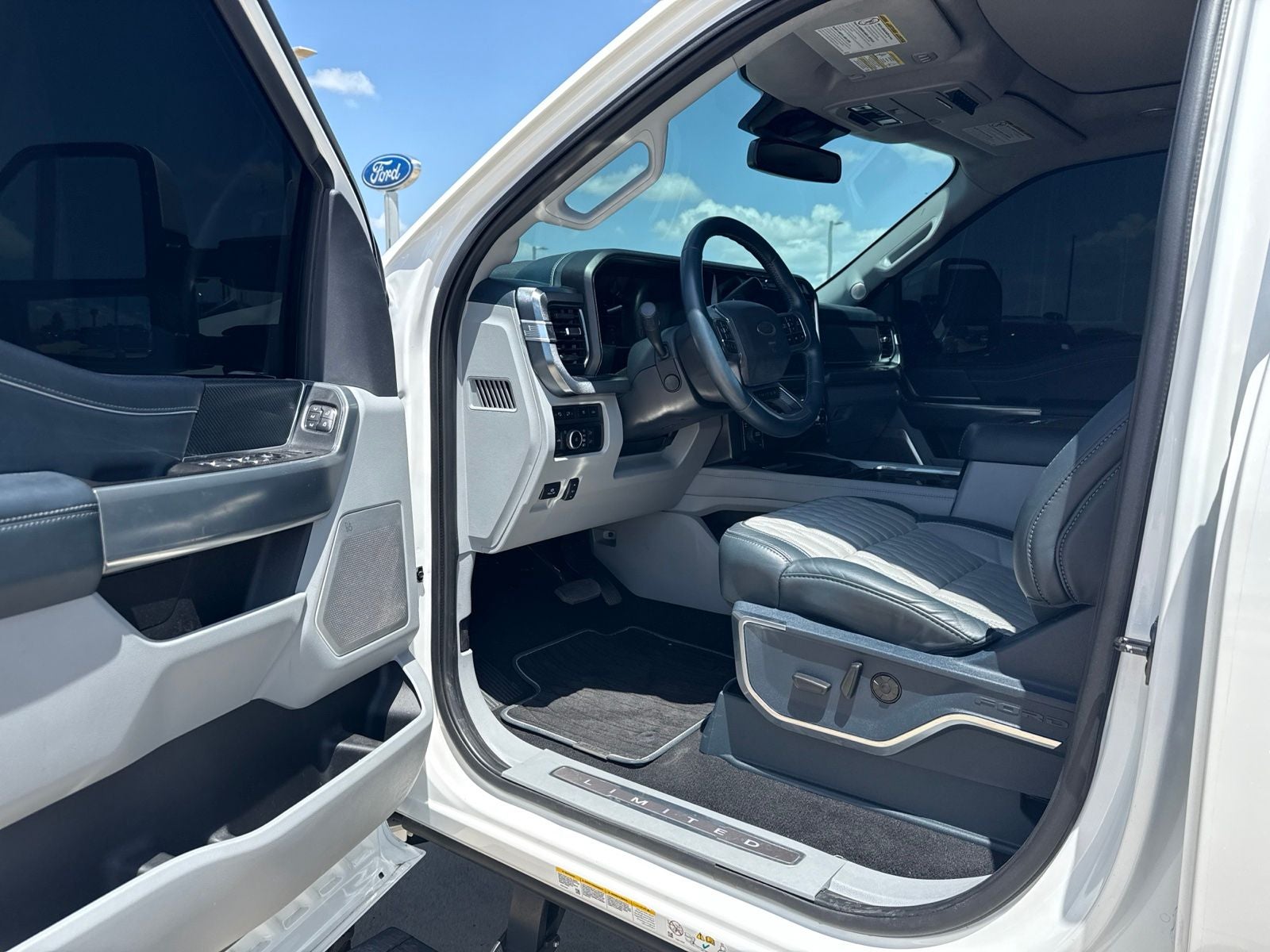 2024 Ford F-450SD Limited DRW