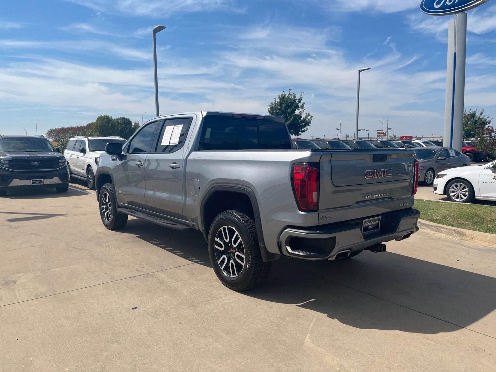 2023 GMC Sierra 1500 AT4