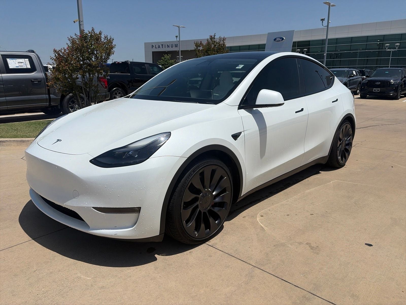 2023 Tesla Model Y Performance